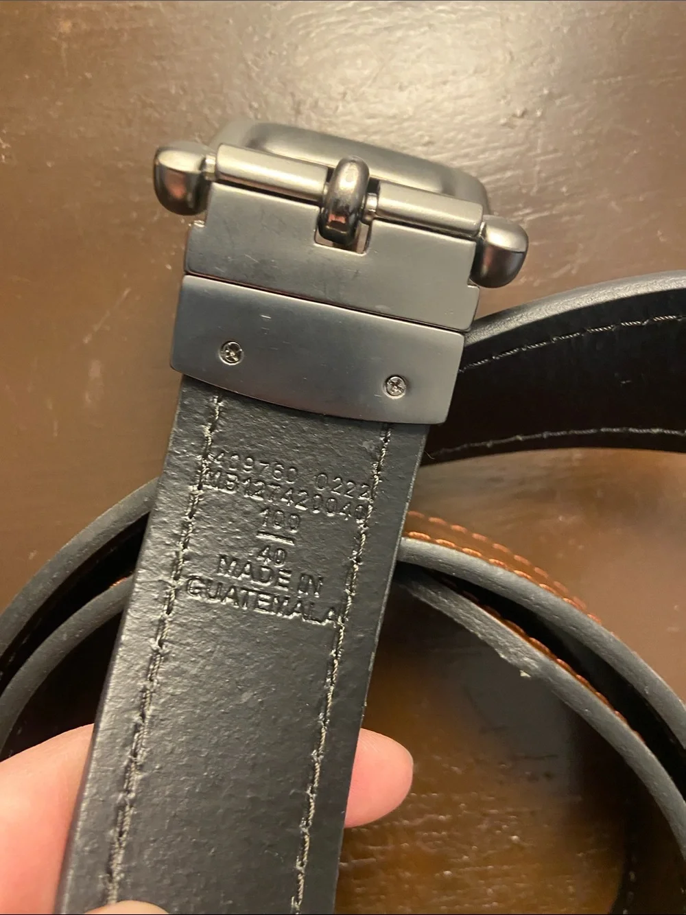 Mens reversible Fossil Leather Belt size 40 Black/Brown Excellent condition